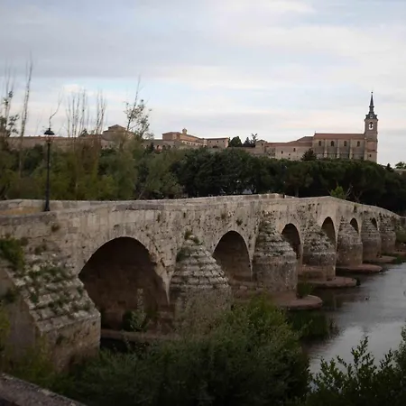 Country house Adolfo Santa Ines (Castile and Leon)