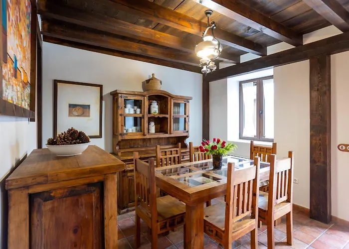 Adolfo 컨트리하우스 *